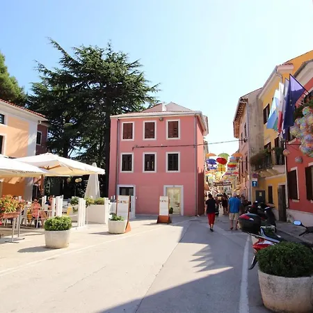 Ana A2, 60 M2 * Novigrad (Istria)