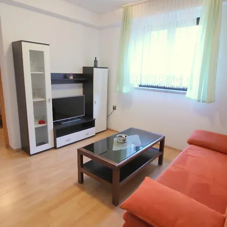Ana A2, 60 M2 Apartman